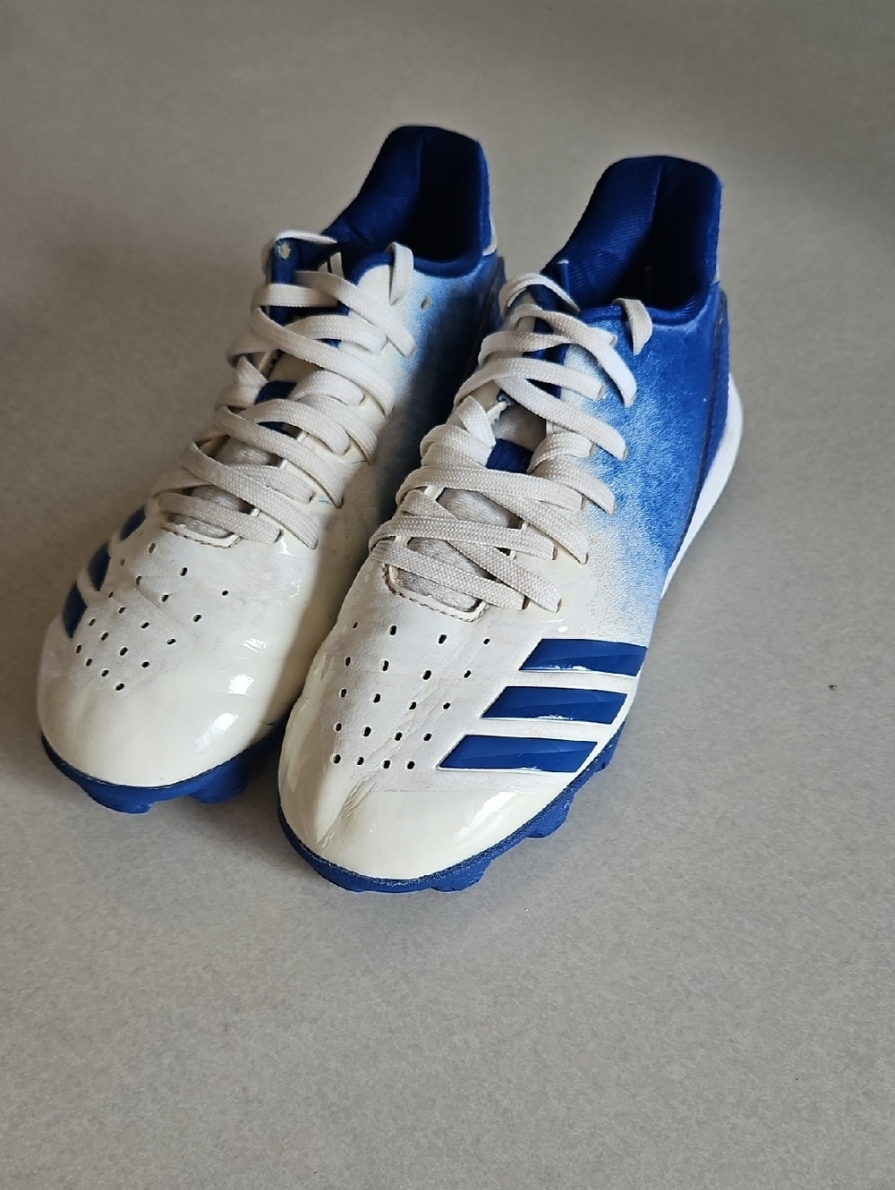 Adidas Baseball Cleats - Picture 2 of 14